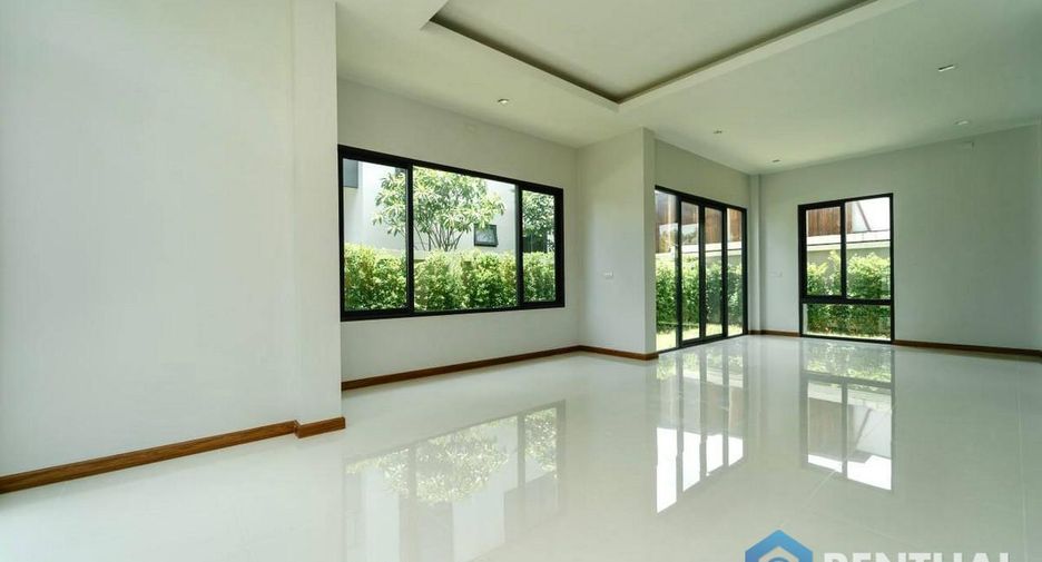 For sale 3 bedrooms house in Sattahip, Chonburi