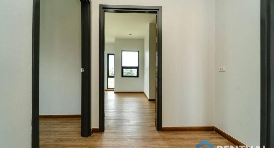 For sale 3 bedrooms house in Sattahip, Chonburi
