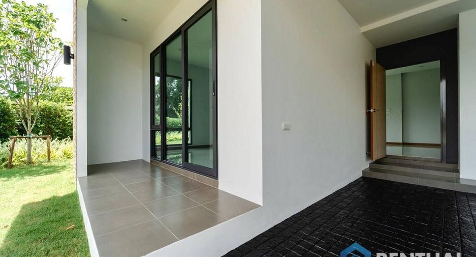 For sale 3 bedrooms house in Sattahip, Chonburi