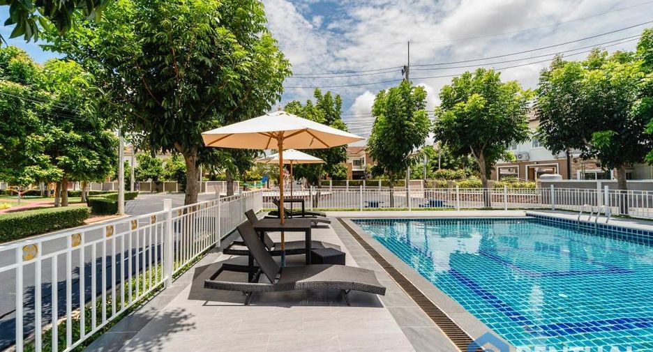 For sale 3 bedrooms house in Sattahip, Chonburi