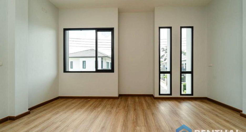 For sale 3 bedrooms house in Sattahip, Chonburi
