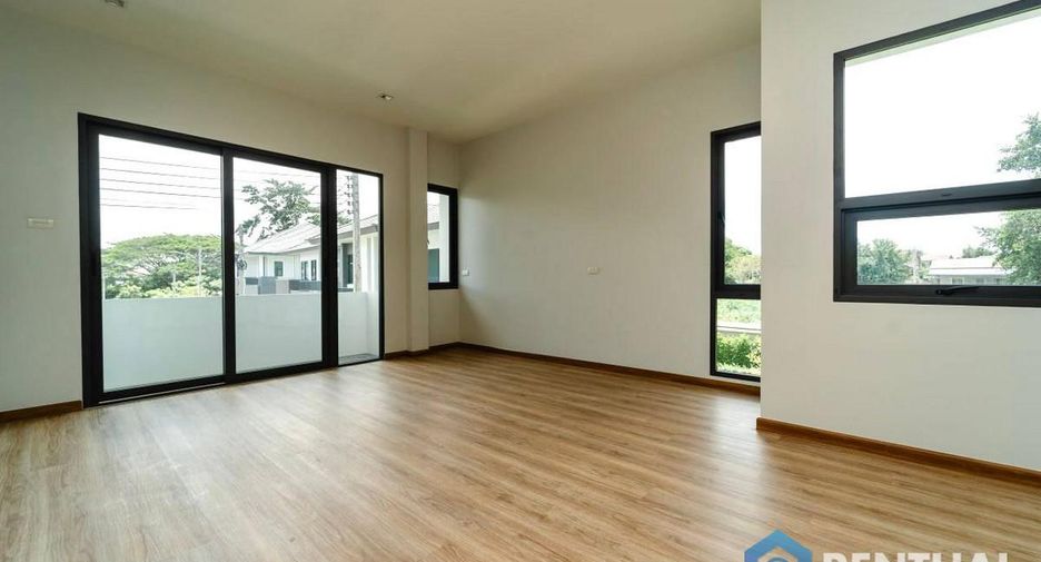 For sale 3 bedrooms house in Sattahip, Chonburi