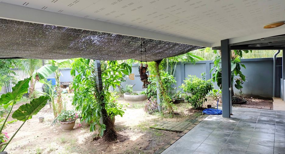 Casa en venta de 5 habitaciones en Bang Lamung, Chonburi
