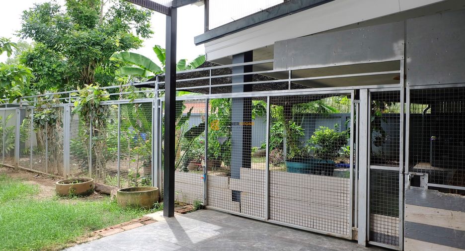 Casa en venta de 5 habitaciones en Bang Lamung, Chonburi