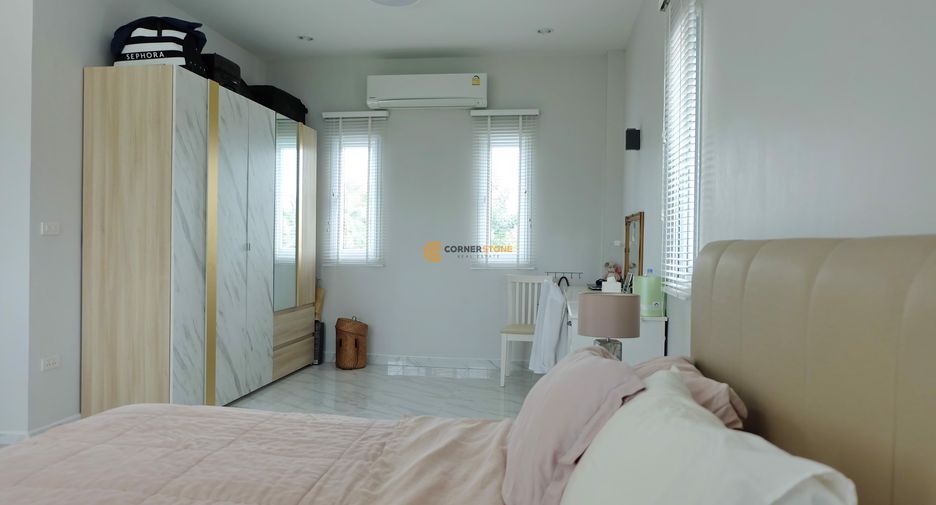 Casa en venta de 5 habitaciones en Bang Lamung, Chonburi