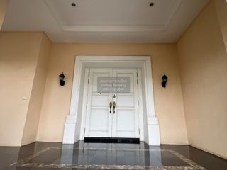 Casa en venta de 4 habitaciones en Lat Phrao, Bangkok