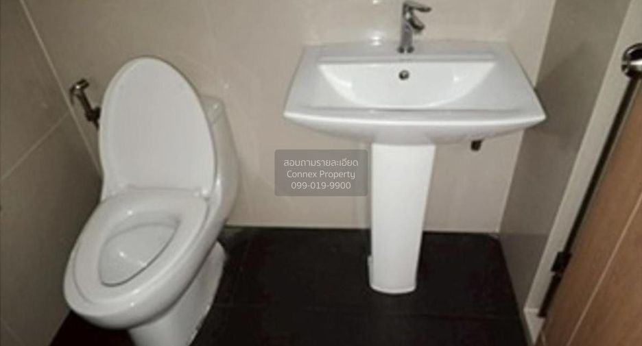 For sale 1 bed condo in Si Racha, Chonburi