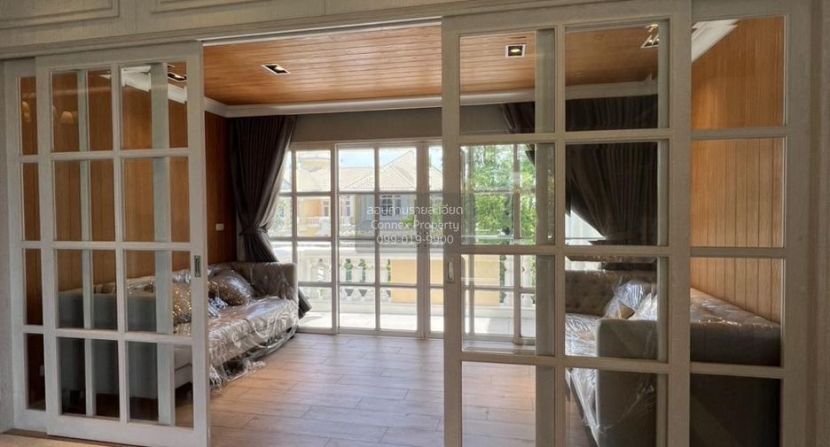 Casa en venta de 3 habitaciones en Lat Phrao, Bangkok