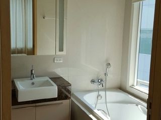 Продажа 2 спальни кондо в Кхлонг Тоеи, Бангкок
