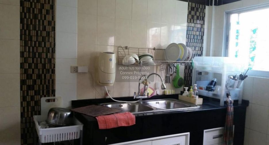 For sale 4 bedrooms house in Mueang Samut Sakhon, Samut Sakhon