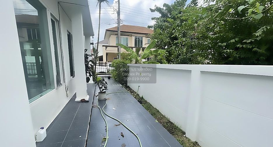 For sale 4 bedrooms house in Mueang Nonthaburi, Nonthaburi