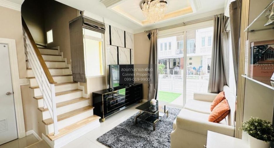 For sale 4 bedrooms townhouse in Lat Krabang, Bangkok