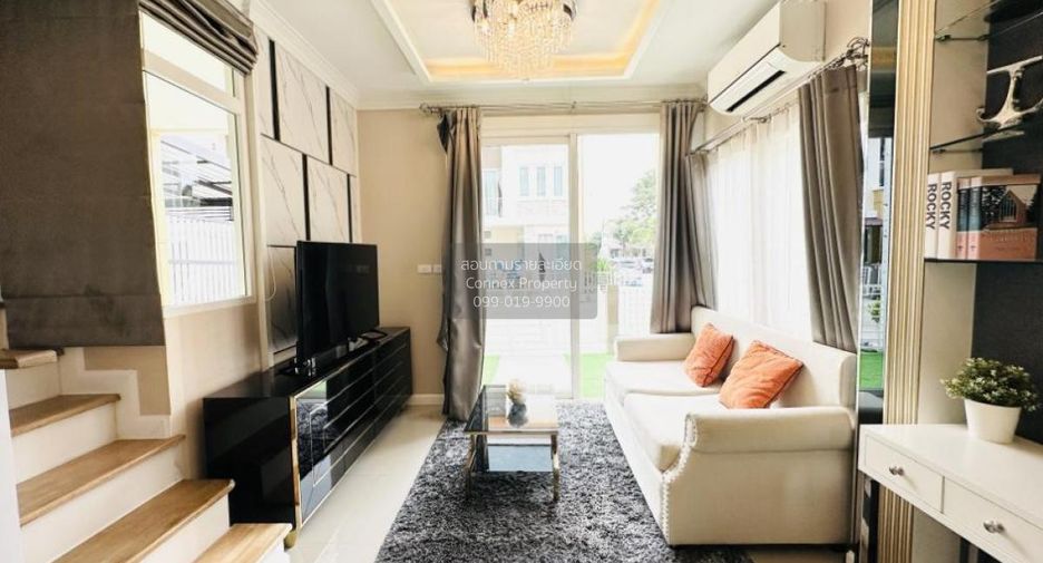 For sale 4 bedrooms townhouse in Lat Krabang, Bangkok
