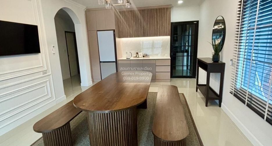 For sale 4 bedrooms house in Khlong Luang, Pathum Thani
