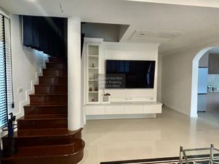 For sale 4 bedrooms house in Khlong Luang, Pathum Thani