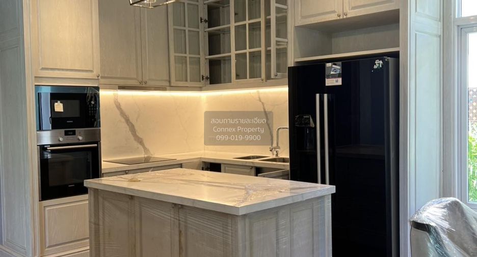 Casa en venta de 3 habitaciones en Lat Phrao, Bangkok