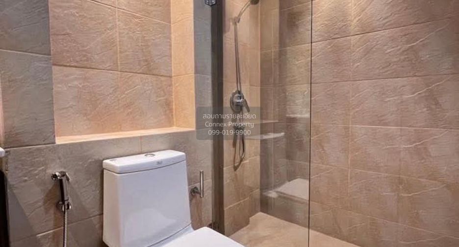 For sale 2 bedrooms condo in Yan Nawa, Bangkok
