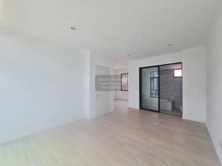 Reihenhaus zum Kauf mit 3 Zimmer in Saphan Sung, Bangkok