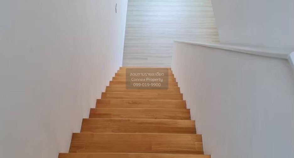 For sale 3 ベッドルーム townhouse in Saphan Sung, Bangkok