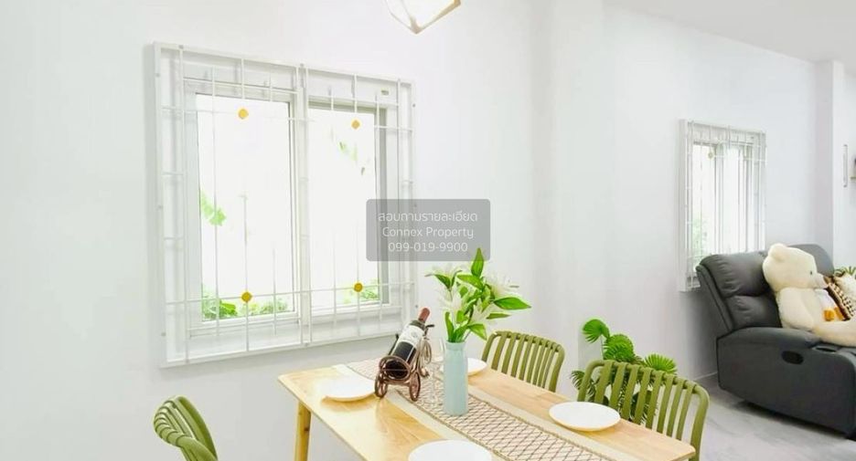 For sale 4 bedrooms townhouse in Min Buri, Bangkok