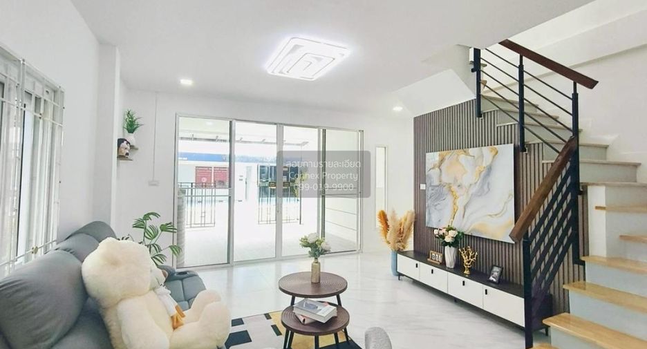 For sale 4 bedrooms townhouse in Min Buri, Bangkok