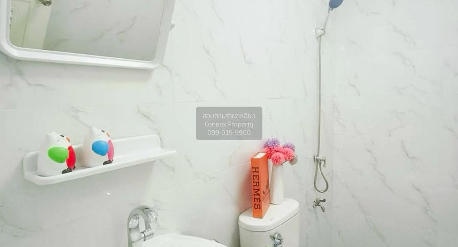 For sale 4 bedrooms townhouse in Min Buri, Bangkok