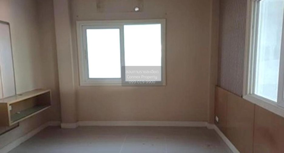 For sale 3 bedrooms house in Mueang Nonthaburi, Nonthaburi