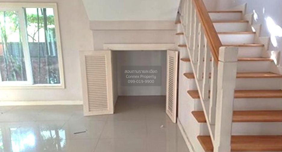 For sale 3 bedrooms house in Mueang Nonthaburi, Nonthaburi