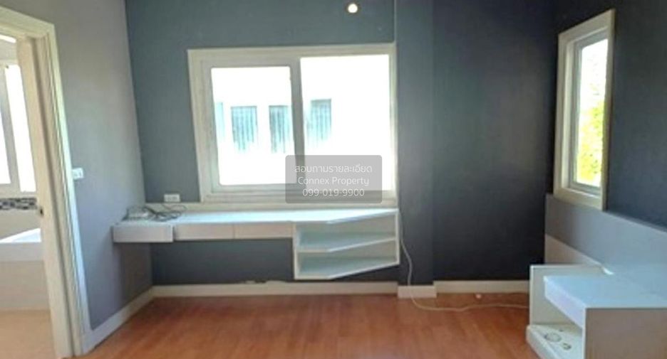 For sale 3 bedrooms house in Mueang Nonthaburi, Nonthaburi
