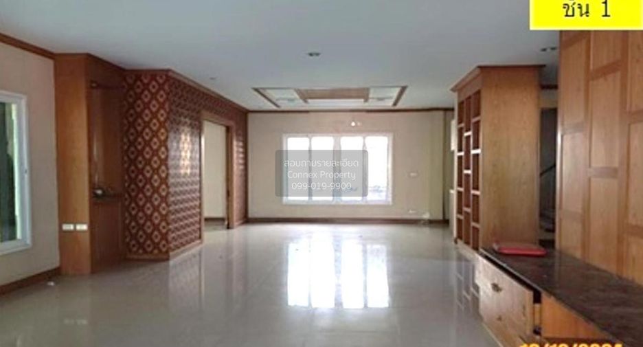 For sale 3 bedrooms house in Mueang Nonthaburi, Nonthaburi
