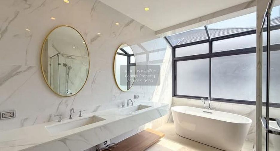 Haus zum Kauf mit 4 Zimmer in Bang Kapi, Bangkok