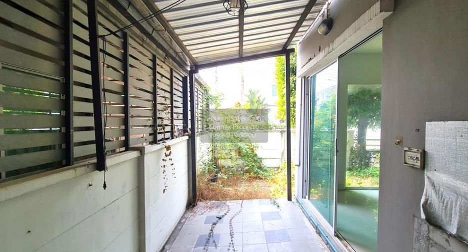 À vendre 3 chambres maison de ville à Bang Kruai, Nonthaburi