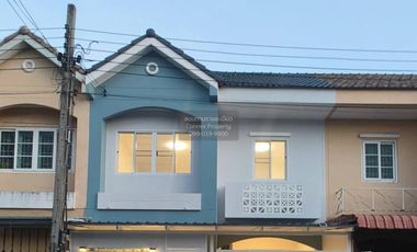 Casa adosada en venta de 3 habitaciones en Bang Bua Thong, Nonthaburi