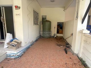 For sale 4 bedrooms townhouse in Mueang Samut Sakhon, Samut Sakhon