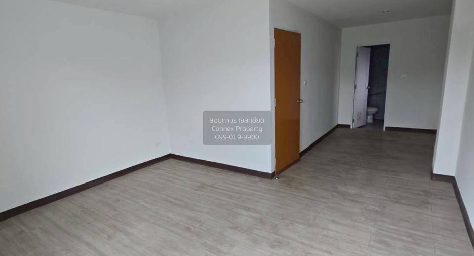 Продажа 3 спальни таунхаус в Буенг Кум, Бангкок