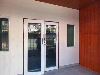For sale 2 bedrooms townhouse in Mueang Samut Sakhon, Samut Sakhon