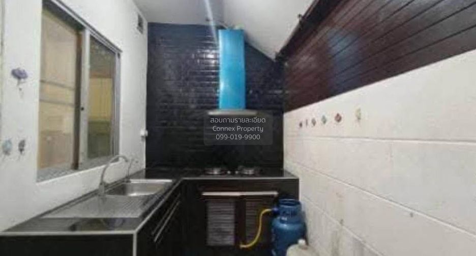 Casa adosada en venta de 3 habitaciones en Mueang Samut Sakhon, Samut Sakhon