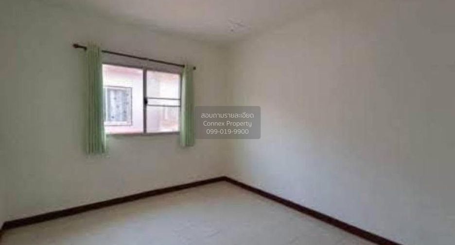 Casa adosada en venta de 3 habitaciones en Mueang Samut Sakhon, Samut Sakhon