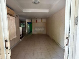 For sale 4 bedrooms townhouse in Mueang Samut Sakhon, Samut Sakhon