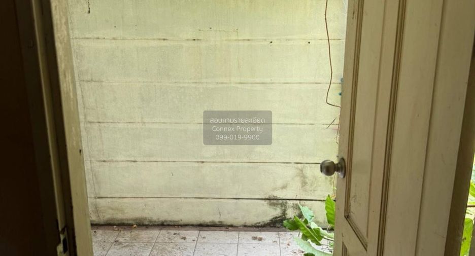 For sale 4 bedrooms townhouse in Mueang Samut Sakhon, Samut Sakhon
