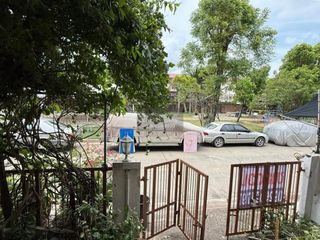For sale 4 bedrooms townhouse in Mueang Samut Sakhon, Samut Sakhon