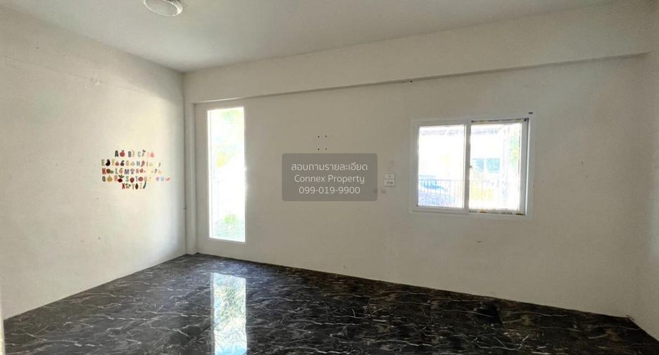 À vendre 3 chambres maison à Bang Bua Thong, Nonthaburi