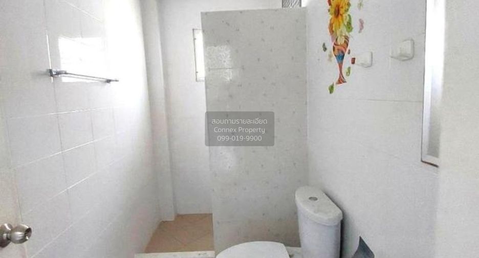 Haus zum Kauf mit 4 Zimmer in Bang Bua Thong, Nonthaburi