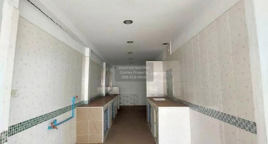 Haus zum Kauf mit 4 Zimmer in Bang Bua Thong, Nonthaburi