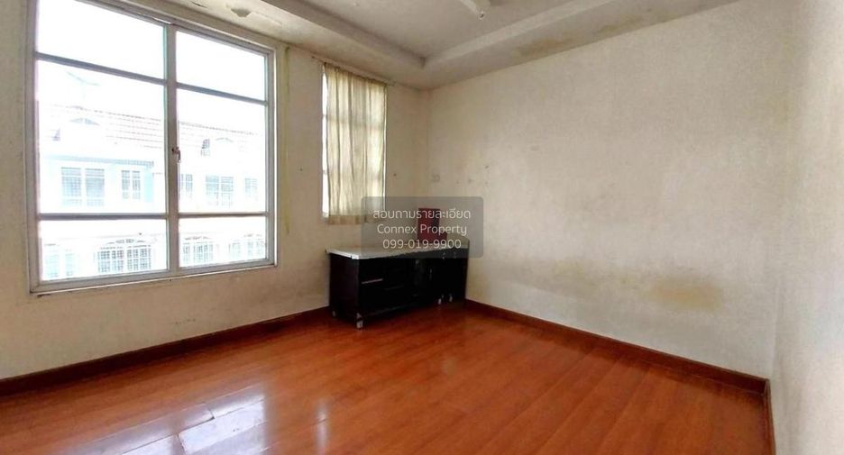 À vendre 11 chambres maison de ville à Bang Kruai, Nonthaburi