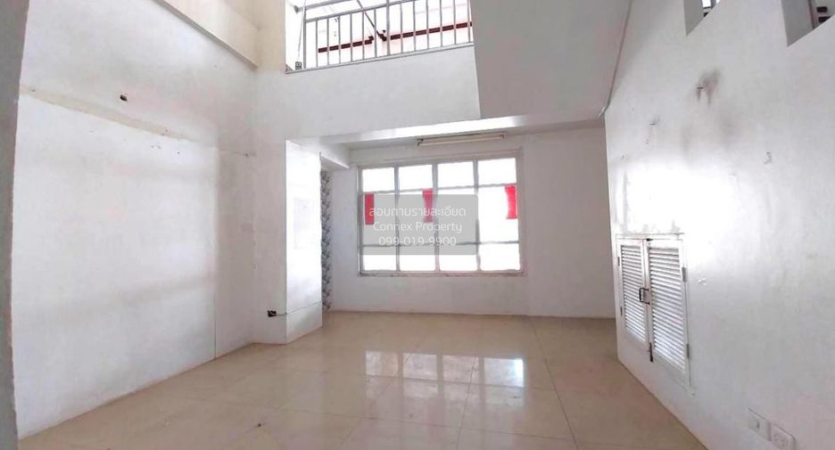 À vendre 11 chambres maison de ville à Bang Kruai, Nonthaburi