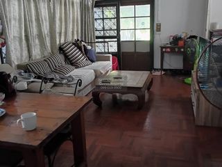 Haus zum Kauf mit 4 Zimmer in Huai Khwang, Bangkok