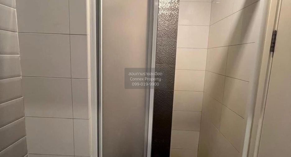 For sale 1 bed condo in Khlong Toei, Bangkok