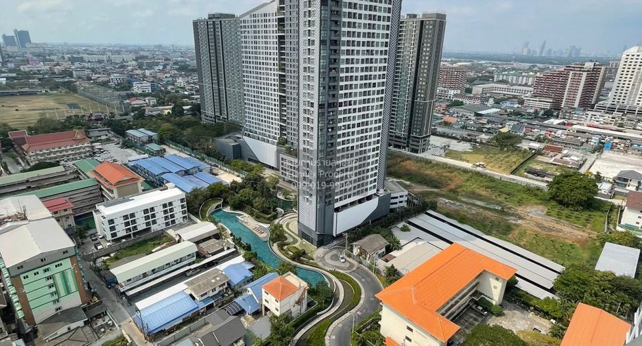À vendre 2 chambres condo à Bang Na, Bangkok
