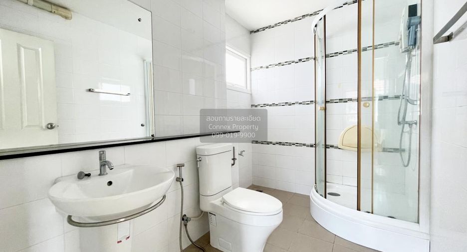 For rent 4 bedrooms house in Mueang Nonthaburi, Nonthaburi
